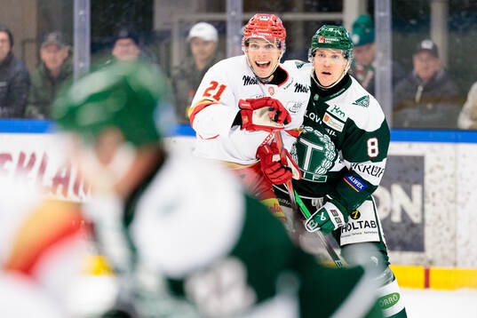 Kalmars Matthew Struthers och Tingsryds Christian Bull