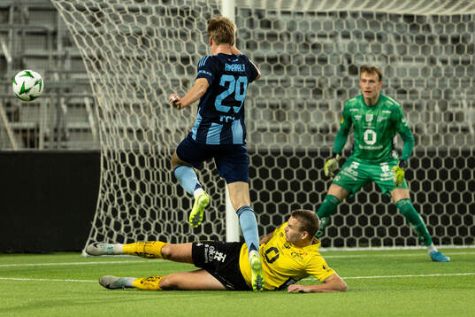 Djurgårdens Santeri Haarala och Elfsborgs Gustav Henriksson