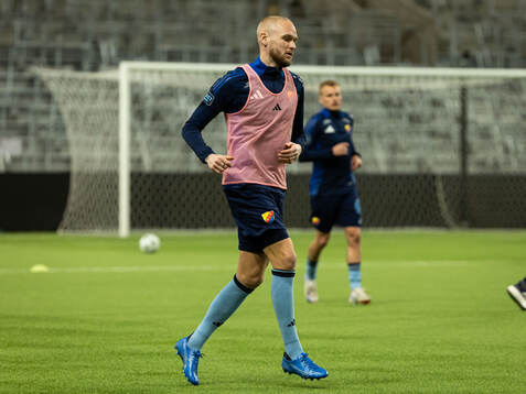 Djurgårdens Adam Ståhl innan en träningsmatch mellan