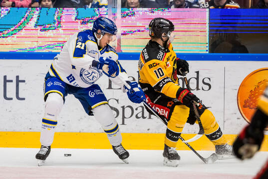 Leksands Joonas Lyytinen och Luleås Einar Emanuelsson