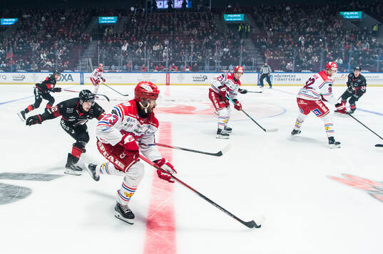 Timrås Jeremy Boyce-Rotevall och Malmö Redhawks Linus