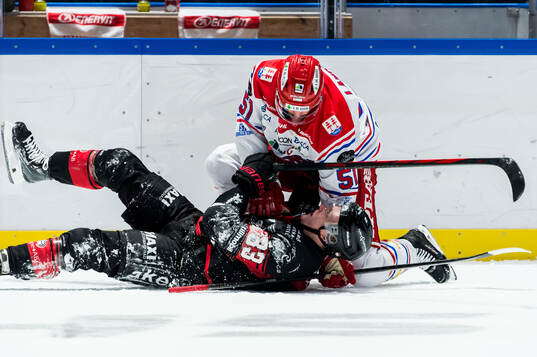 Malmö Redhawks Lassi Thomson och Timrås Anton Lander