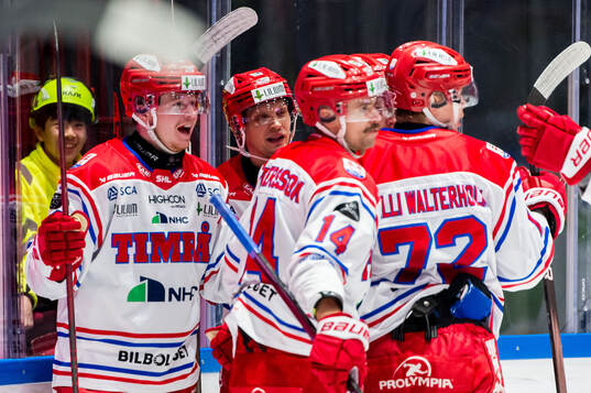 Timrås Simon Forsmark jublar