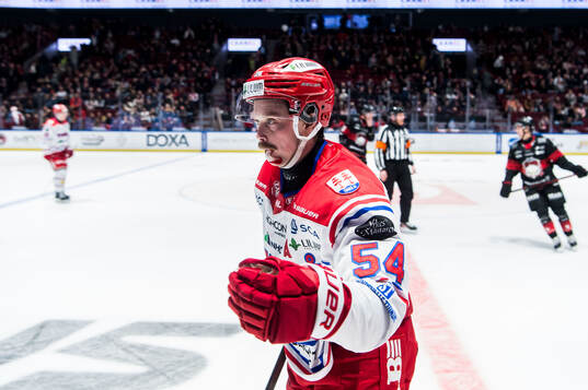 Timrås Jonathan Dahlén jublar