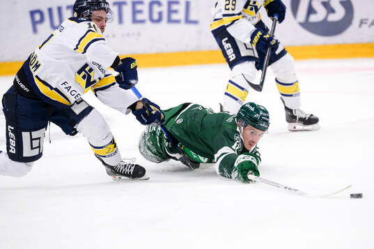 HV71s Isac Brännström och Färjestads Joakim Nygård