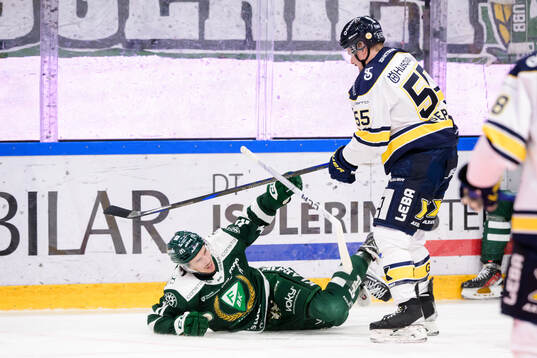 Färjestads Joakim Nygård och HV71s Mikael Seppälä