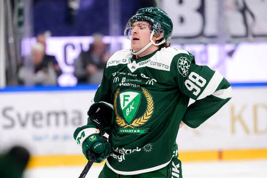 Färjestads Marian Studenic har ont
