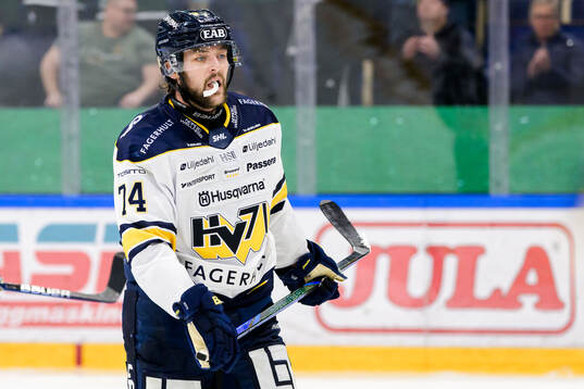 HV71s Sean Day deppar