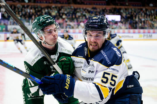 Färjestads Viktor Lodin och HV71s Mikael Seppälä
