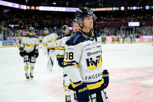 HV71s Olle Alsing deppar