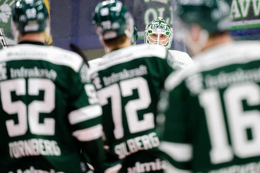 Färjestads målvakt Maxime Lagacé jublar