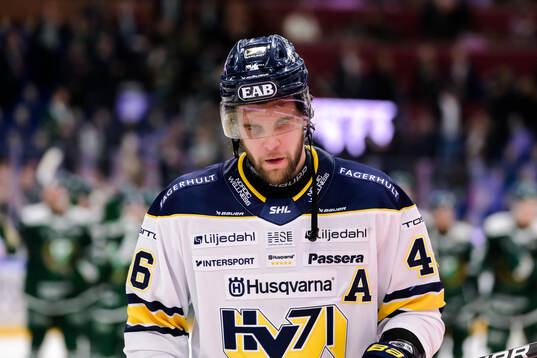 HV71s Joona Luoto deppar