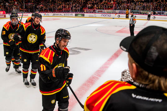 Brynäs Jordan Schroeder jublar