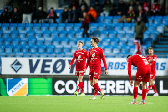Players of Brann look dejected