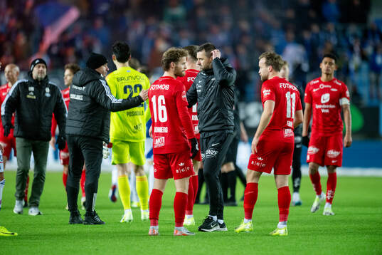 Head coach Eirik Horneland of Brann looks dejected