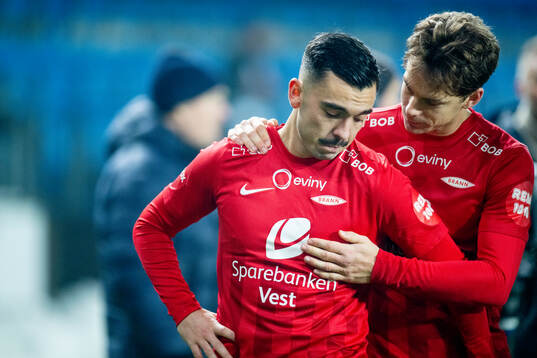 Bläddra bland fler bilder av Football, Eliteserien, Molde - Brann