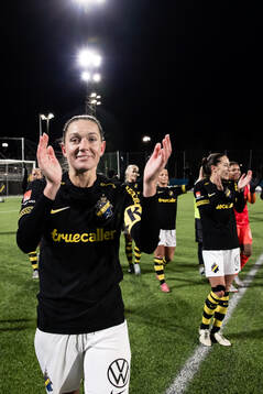 AIKs Jennie Nordin jublar