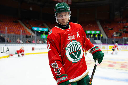 Frölundas Christian Folin i en specialtröja för