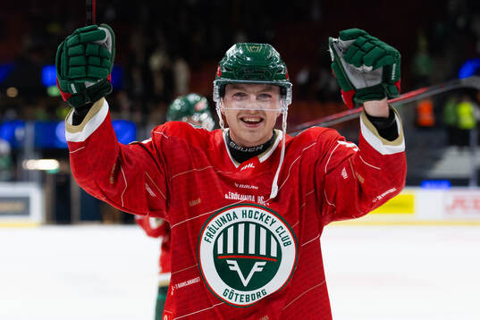 Frölundas Linus Högberg jublar
