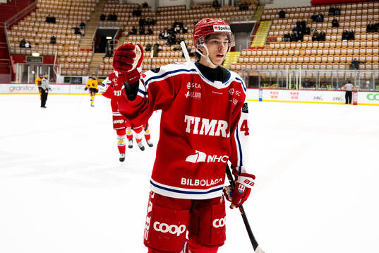 Timrås Vincent Gellar jublar