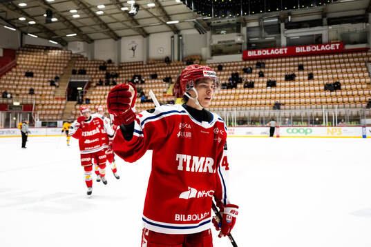 Timrås Vincent Gellar jublar