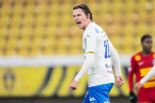 Värnamos Simon Thern reagerar