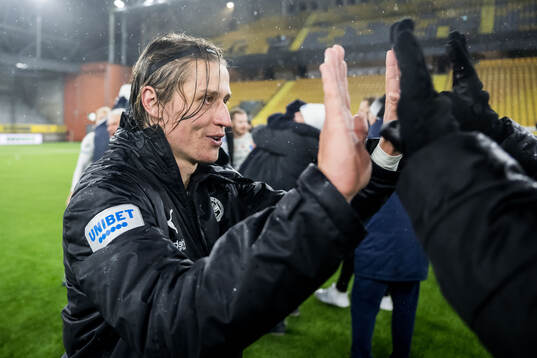 Värnamos Simon Thern jublar