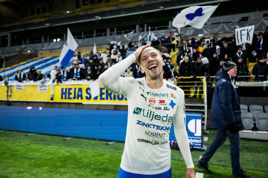 Värnamos Albin Lohikangas jubla