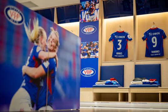 The kits of Michaela Kovacs and Elise Hove Thorsnes of