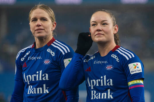 Elise Hove Thorsnes and Janni Bøgild Thomsen of Vålerenga