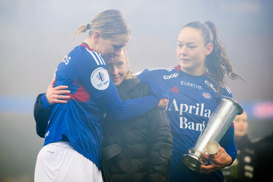 Elise Hove Thorsnes, Thea Bjelde and Janni Bøgild Thomsen