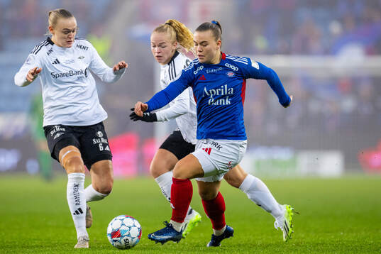 Elin Åhgren Sørum of Rosenborg and Olaug Tvedten of
