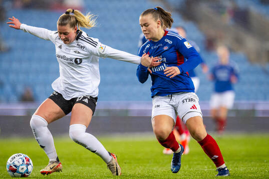 Selma Sol Magnusdottir of Rosenborg and Olaug Tvedten of