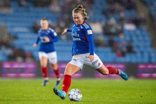 Sædis Run Heidarsdottir of Vålerenga