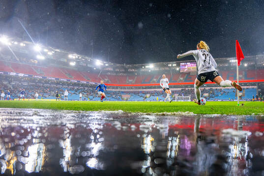 Selma Sol Magnusdottir of Rosenborg takes a corner kick