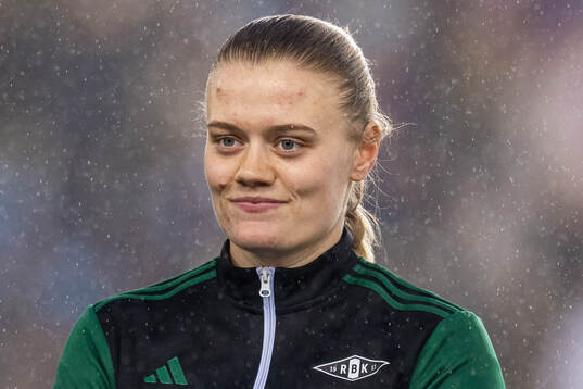 Mathilde Harviken of Rosenborg line up