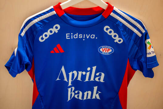A Vålerenga kit in the dressing room