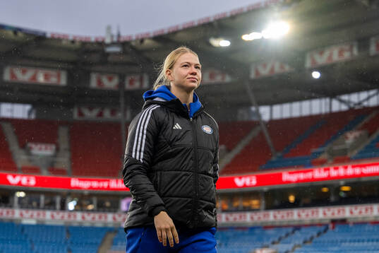Goalkeeper Jalen Justine Tompkins of Vålerenga