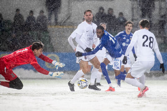 FC Stockholms David Fällman och GIF Sundsvalls Yaqub Finey