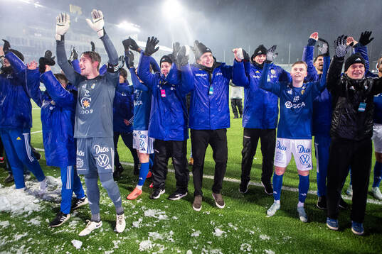 GIF Sundsvalls spelare jublar