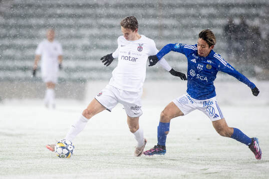 FC Stockholms Anders Hellblom och GIF Sundsvalls Taiki