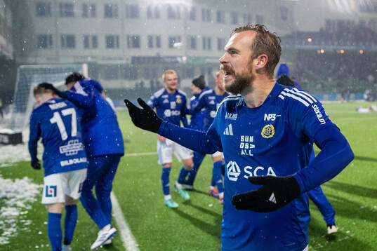 GIF Sundsvalls Pontus Engblom jublar