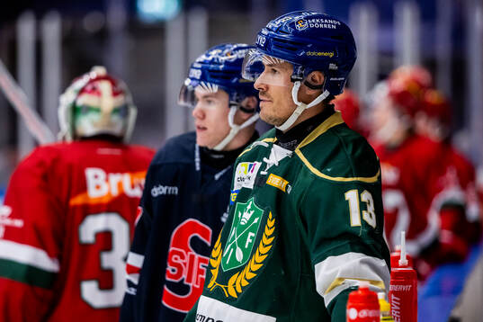 Leksands Jon Knuts i Malungs tröja