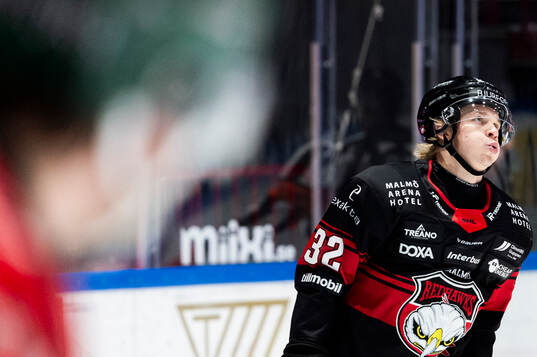 Malmö Redhawks Joona Ikonen jublar