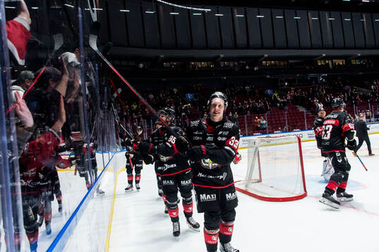 Malmö Redhawks Lassi Thomson jublar