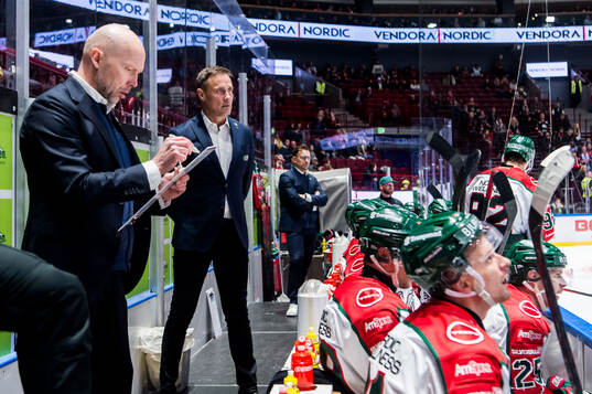 Frölundas assisterande tränare Anders Burström och