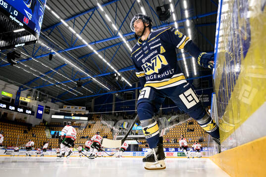 HV71s Oscar Engsund