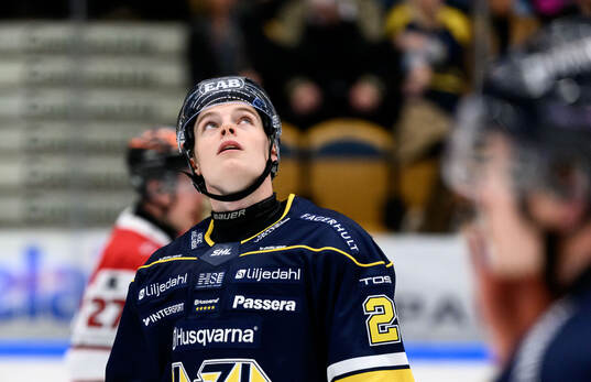HV71s Oscar Fisker Molgaard