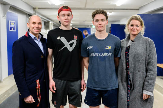 Örebros Theodor Hallquisth och HV71s Wilhelm Hallquisth