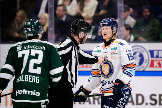 Färjestads Stian Solberg och Växjös Joachim Blichfeld